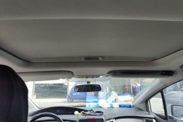 Used Honda Jade 2017 1.8L automatic Comfort version 5 seats Headliner