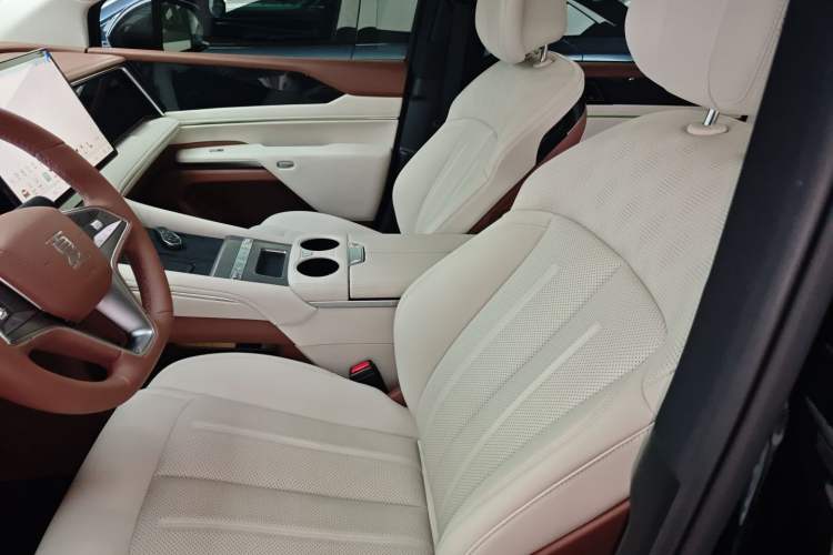 Used BYD Xia 2025 DM-i 1.5T 180km Beyond Edition