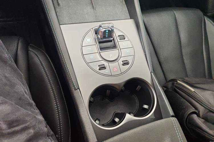 Used BYD Seal 06 New Energy 2025 DM-i Smart Drive 120KM Deluxe Model
