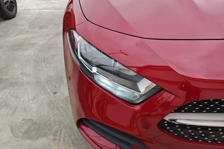 Used Mercedes-Benz A-Class 2020 A 180 L Sport Sedan Right Front Headlight