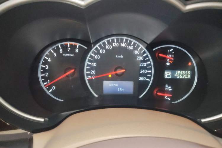 Used Nissan Quest 2015 3.5L SL
