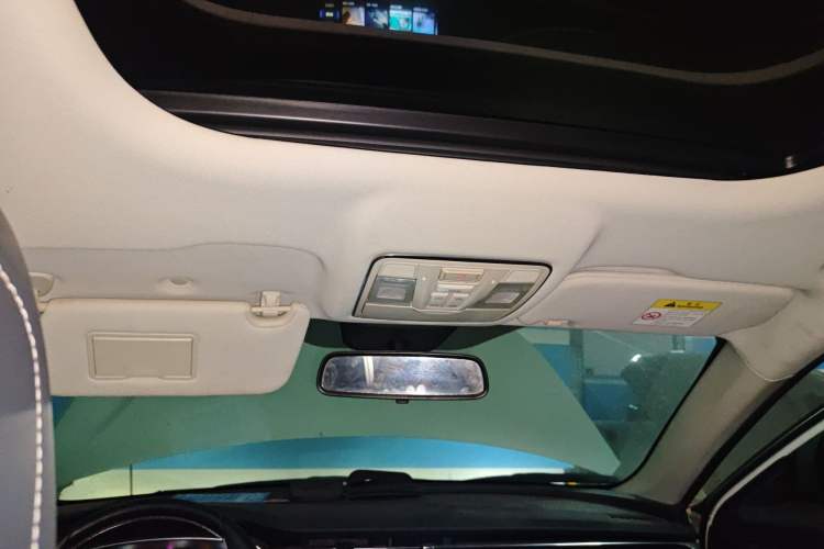 Used CHANGAN OSHAN X7 2020 1.5T Automatic Parking with Facial Recognition – Spacey & Carefree Edition