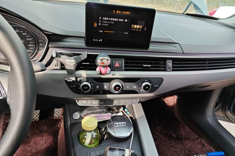 Used Audi A4L 2018 30th Anniversary Edition 40 TFSI Trendy Model