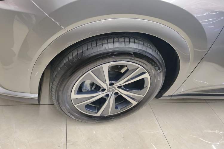 Used Lexus RX 2023 350h Two-Wheel Drive Enjoyment Version