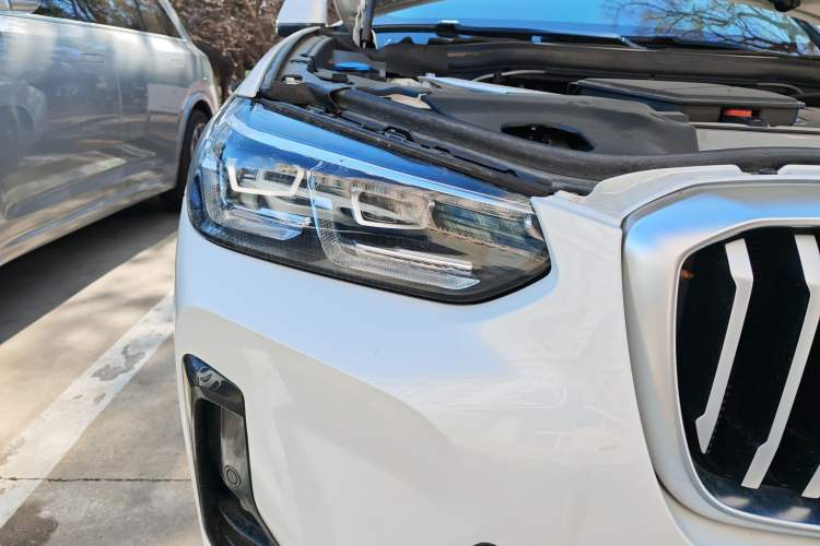 Used BMW X3 2023 xDrive25i M Sport Package Right Front Headlight