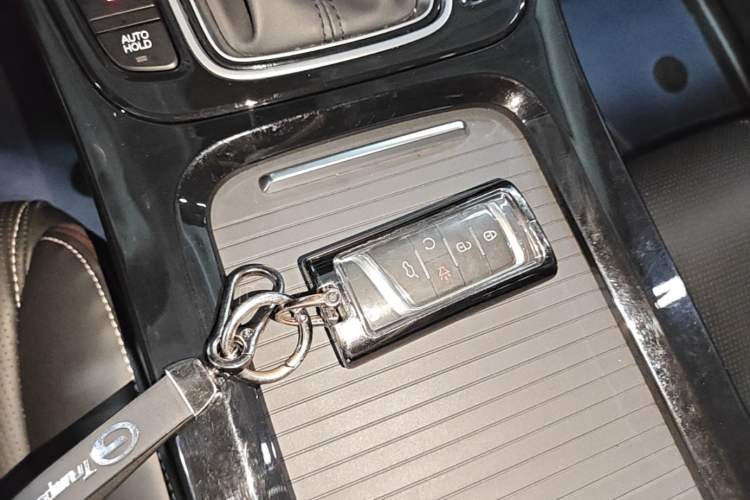 Used GAC Trumpchi M6 2023 PRO 270T DCT Luxury Edition
