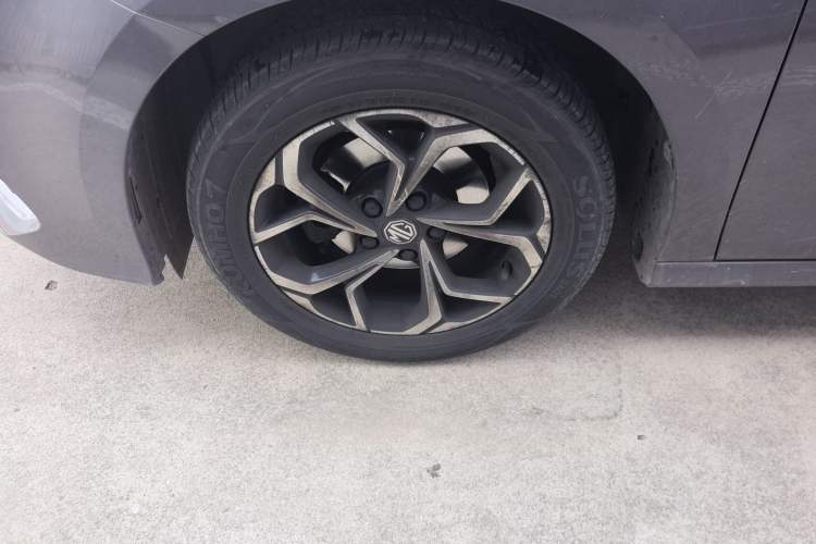 Used MG 5 2023 180 DVVT Manual Fashion Edition
