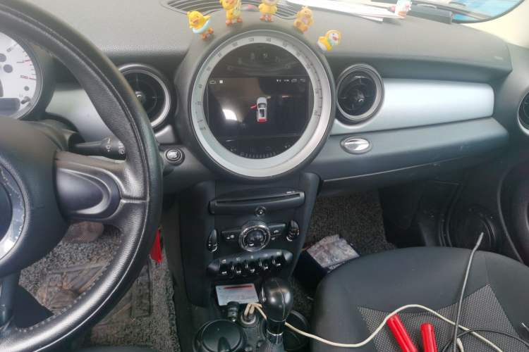 Used MINI 2011 1.6L ONE