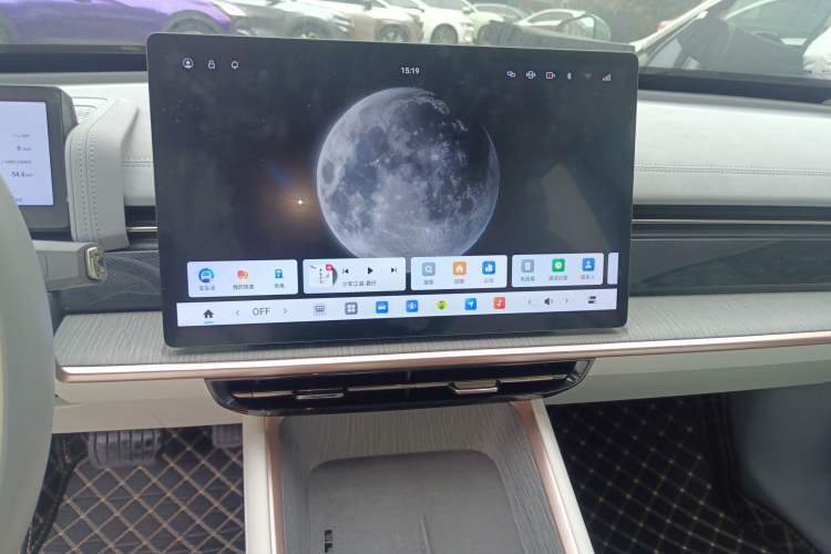 Used Dongfeng eπ eπ007 2024 Pure Electric 540 All-Wheel Drive Max Edition Audio And AC Panel