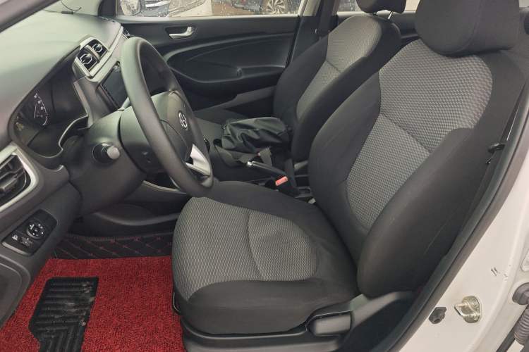 Used Hyundai Verna (older generation) 2017 1.4L Manual Refreshed Version China V Standard Left Front Seat