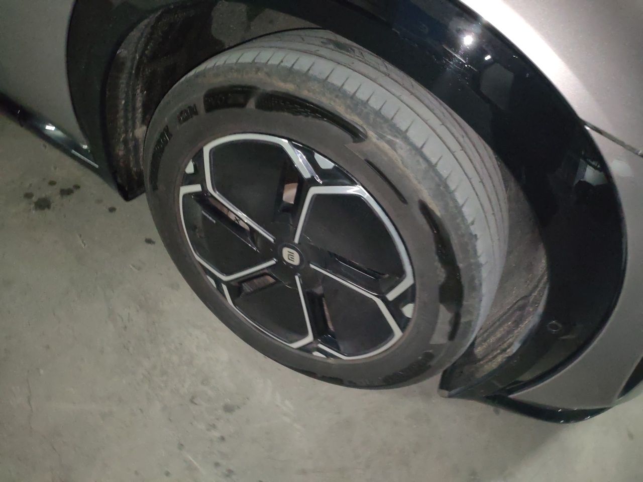 Xiaomi Auto YU7 2025 Ultra-Long Range Rear-Wheel Drive Version — снимка 8