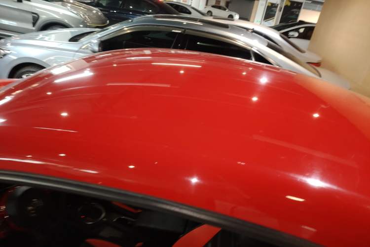 Used Volkswagen Beetle 2015 180TSI model Roof