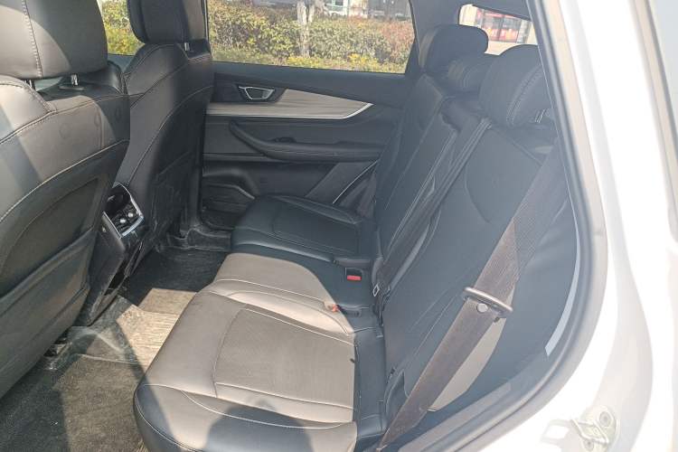 Used Chery Tiggo 8 PLUS 2022 290TGDI DCT Haoting Edition