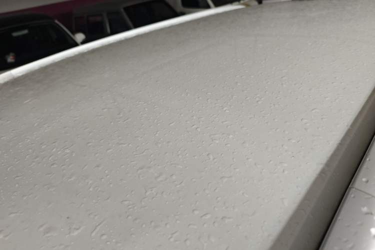 Used Wuling Asta 2022 2.0L DHT Electric Power Version Roof