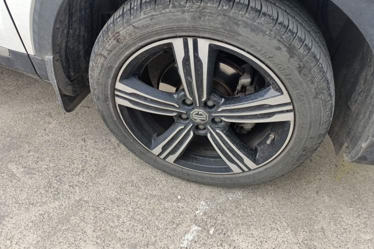 Used MG ZS 2020 Global Bestseller 1.5L Manual Comfort Edition Right Front Wheel Hub