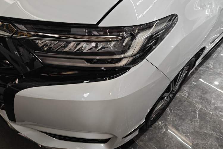 Used Honda Elysion 2024 2.0L eHEV Luxury Edition
