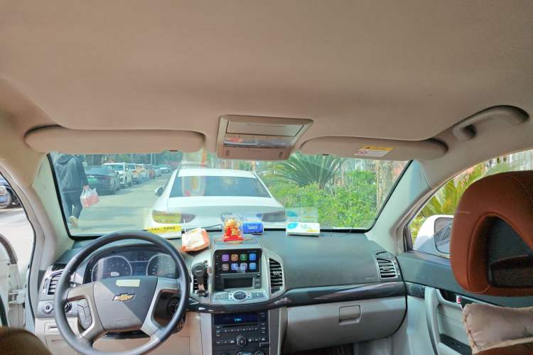 Used Chevrolet Captiva 2015 2.4L Two-Wheel Drive Urban Version 5 Seats