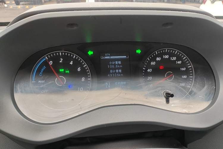 Used Wuling Yangguang 2024 300km Range Practical Window-Sealed Version 60kW
