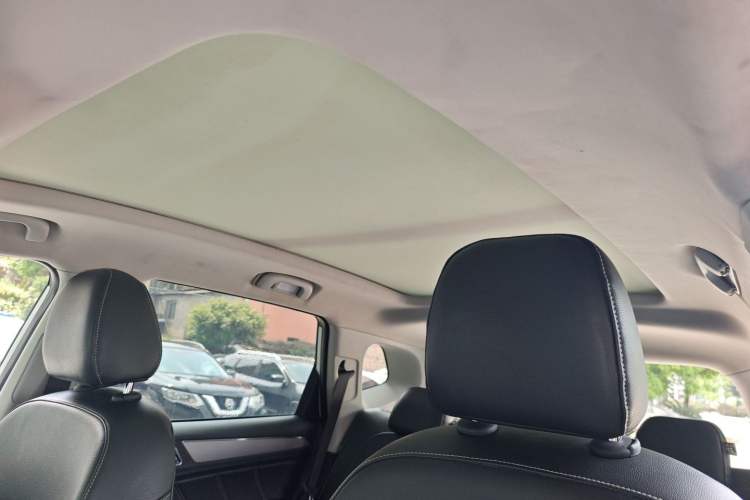 Used Roewe RX5 2019 20T Two-Wheel Drive Automatic 4G Connected Platinum Edition
