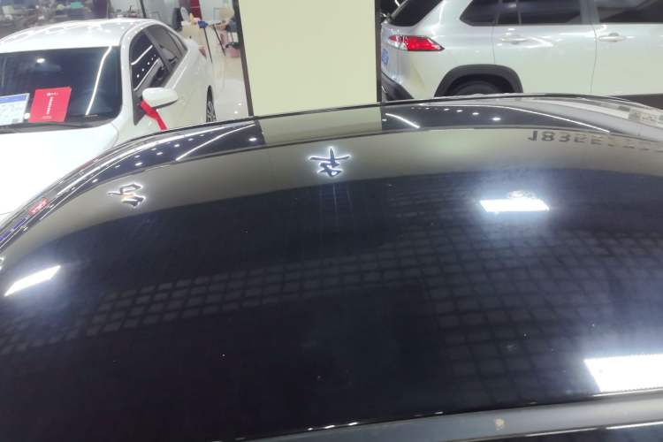 Used Wuling Hongguang MINIEV 2022 Macaron Premium Model – Lithium Iron Phosphate Roof