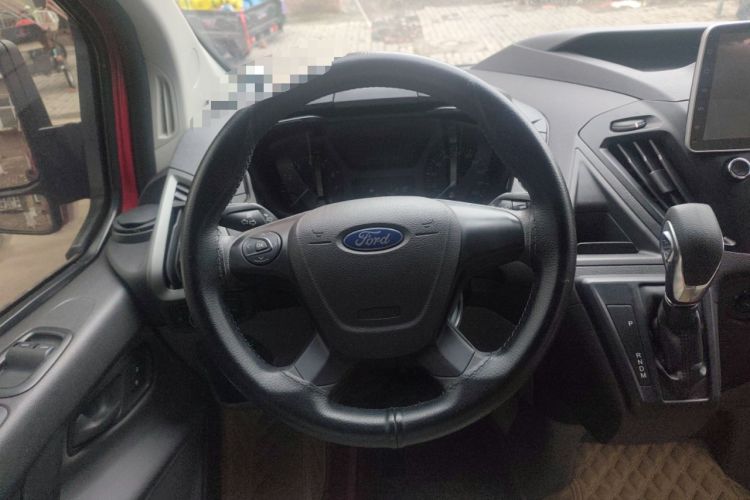 Used Ford Transit 2019 2.0T Gasoline Automatic Multi-Function Commercial Vehicle Short Wheelbase Low Roof 6-Seater China VI Standard
