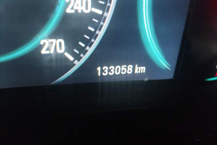 Used Buick LaCrosse 2013 2.0T SIDI Smart Luxury Flagship Edition Odometer Close Up