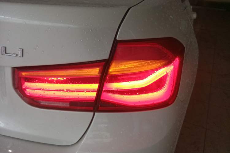 Used BMW 3 Series 2018 320Li Fashion Model
