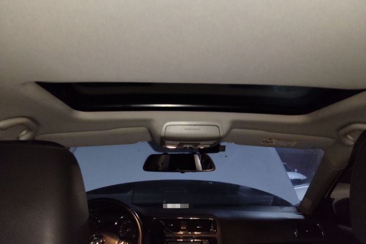 Used Volkswagen Sagitar 2015 1.6L Automatic Comfort Model Headliner