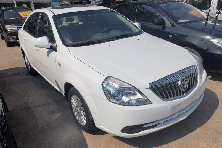 Used Buick Excelle 2015 1.5L Manual Classic Trim
