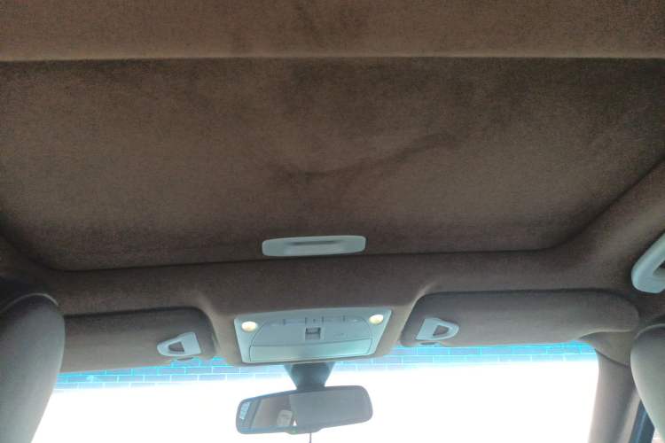 Used Infiniti QX50 2015 2.5L Luxury Edition Headliner