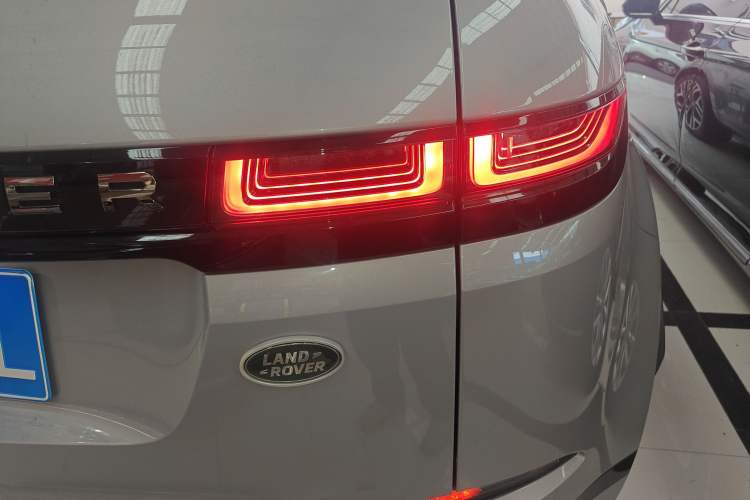 Used Land Rover Range Rover Evoque 2023 Aurora L 249 PS Luxury Edition