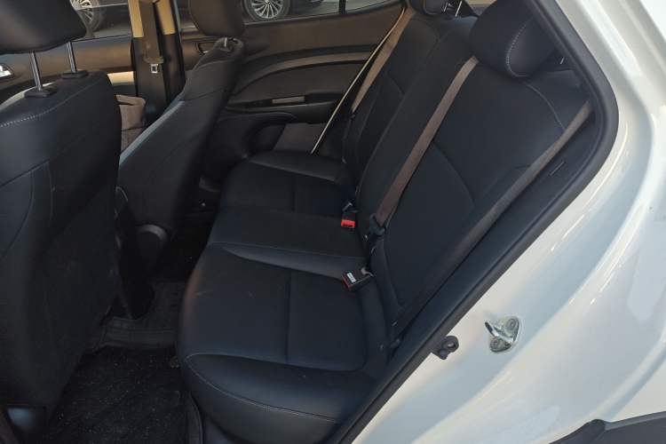 Used Kia kx1 Stonic 2021 1.4L CVT Sunroof Model Left Rear Seat