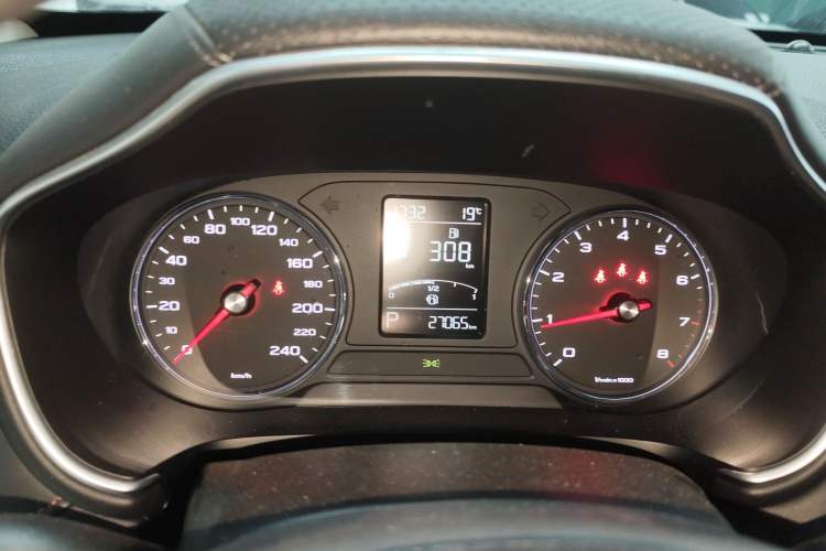 Used MG HS 2019 20T Automatic Two-Wheel Drive Luxury Edition China VI Standard