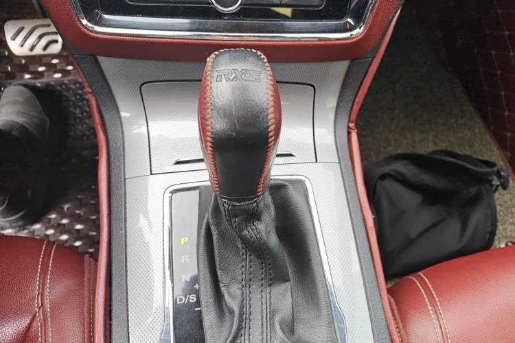 Used Roewe RX5 2016 30T Four-Wheel Drive Automatic Internet Smart Luxury Edition
