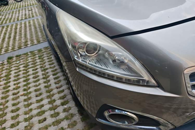 Used Peugeot 3008 2015 1.6THP Automatic Prestige Edition
