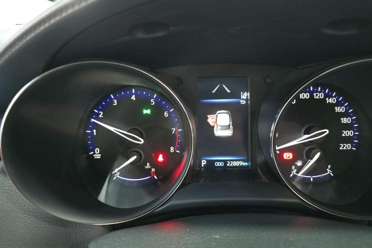 Used Toyota IZOA 2021 2.0L Enjoy Edition