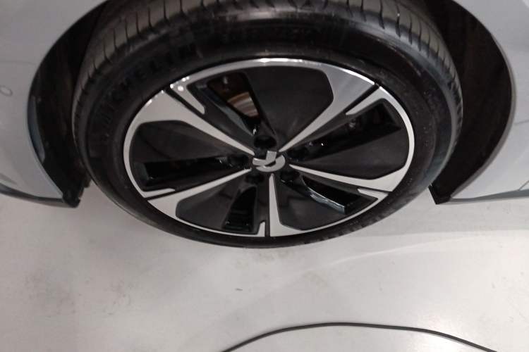 Used Nio ET5T 2024 75kWh Touring Exterior 4