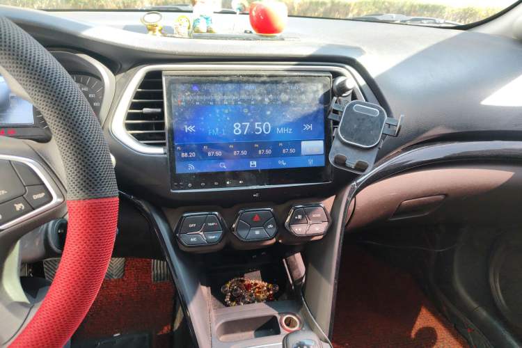 Used GAC Trumpchi GS4 2017 200T Manual Two-Wheel Drive Elite Edition
