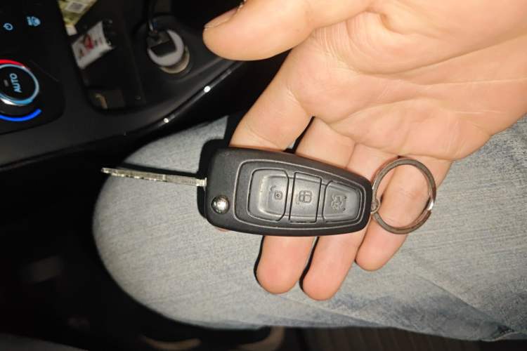 Used Ford Focus 2017 Hatchback 1.6L Automatic Fashion Edition Smart Drive Version
