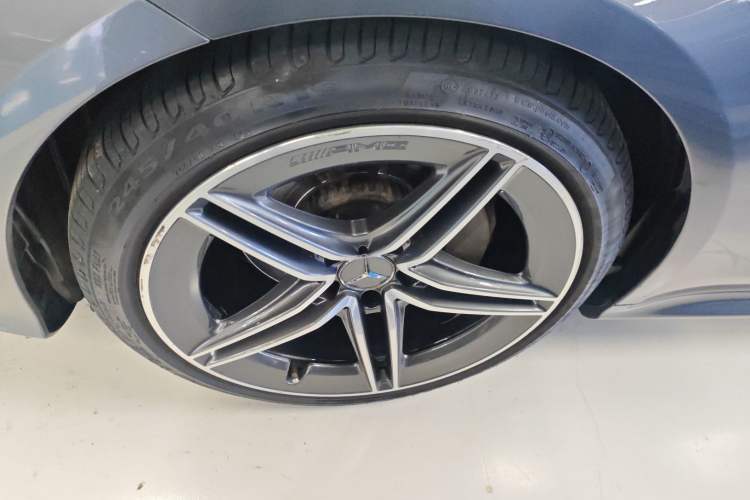 Used Mercedes-Benz CLS 2018 CLS 300 Dynamic Edition Exterior 4