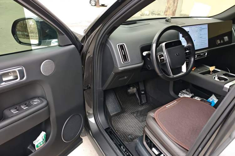 Used Li Auto L9 2022 Max model
