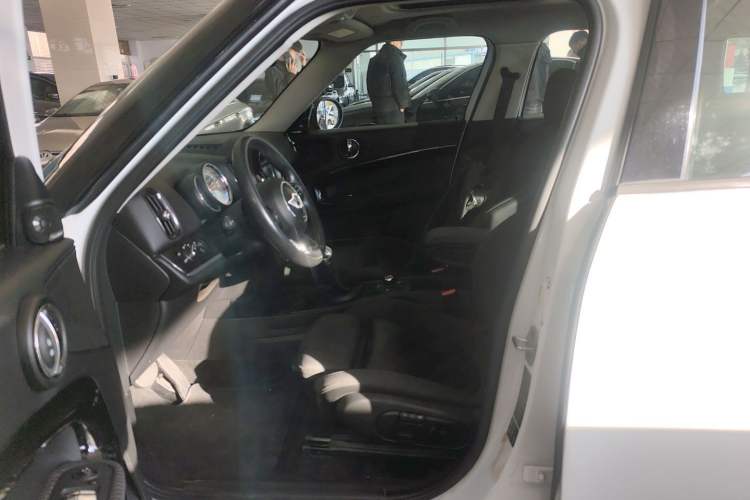 Used MINI Countryman 2017 1.5T COOPER ALL4 Traveler
