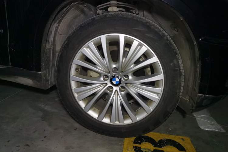 Used BMW X5 2017 xDrive28i
