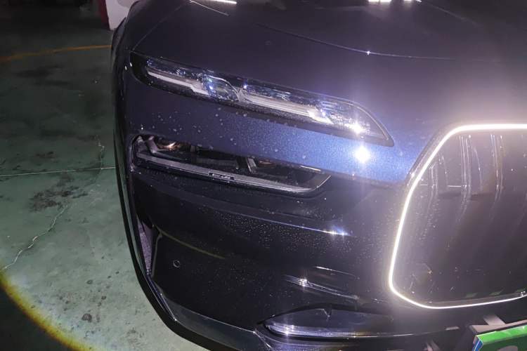 Used BMW 7 Series 2023 740Li Luxury Edition with Premium Package Right Front Headlight