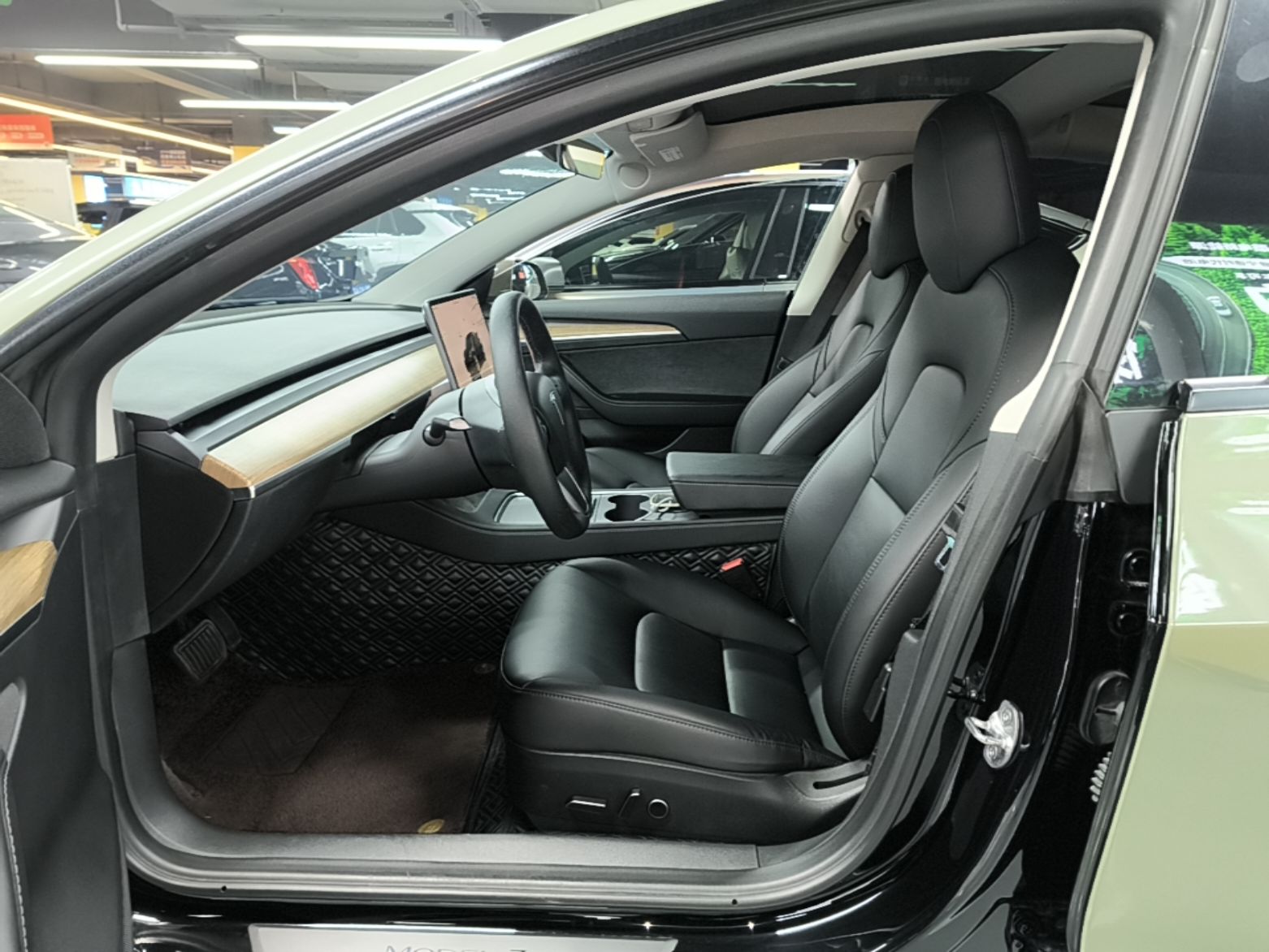 Interior delantero