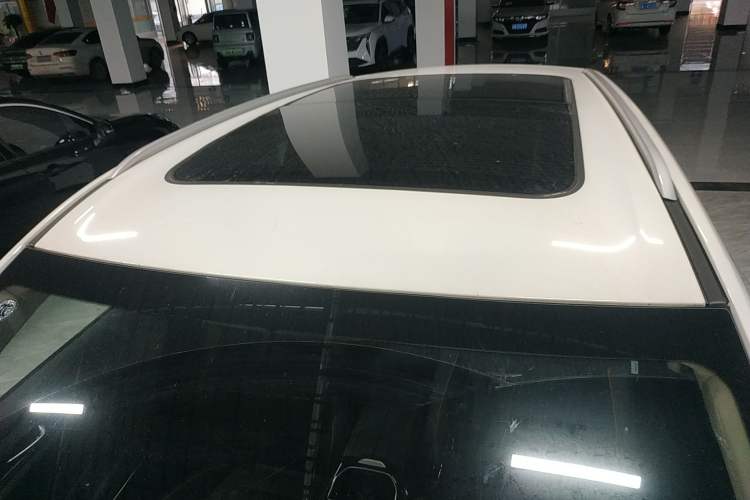 Used Bestune T77 2023 1.5T Automatic Luxury Model Roof