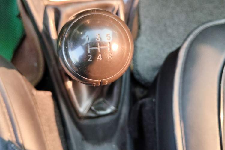 Used Toyota Vios 2014 1.3L Manual Xiang Edition Gear Lever