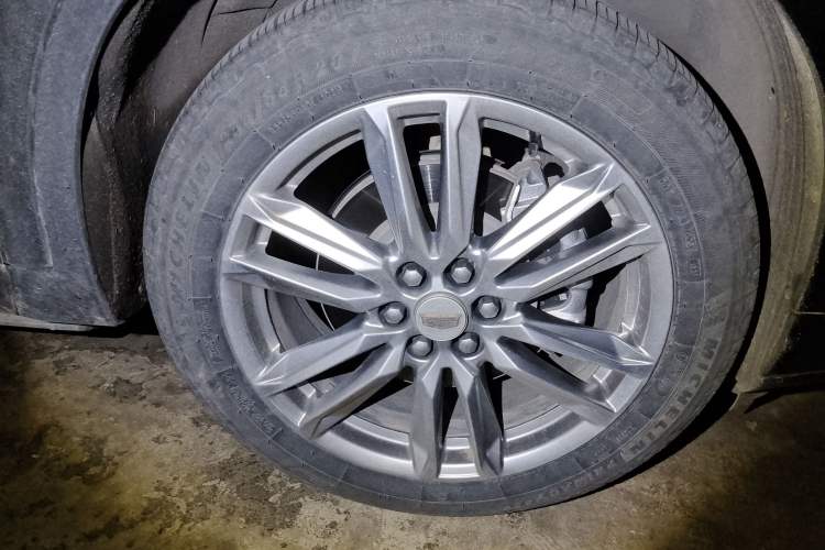 Used Cadillac XT6 2021 2.0T Six-Seater Four-Wheel-Drive Luxury Version
