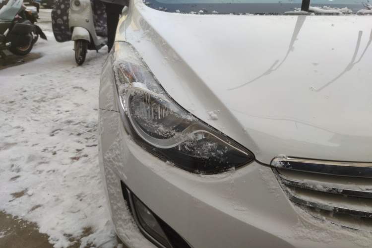 Used Hyundai Elantra (5th Generation / Langdong) 2012 1.6L Automatic Fashion Edition Right Front Headlight