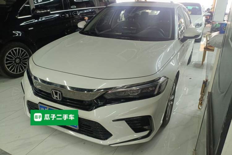 Used Honda Civic 2023 240TURBO CVT Dynamic · Center Stage Special Edition